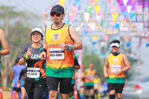 BIB: 42961, 40018
                            <button type="button" onclick="openModal(9891417)" class="btn btn-primary btn-sm float-right btn-popup" data-toggle="modal" data-target=".modal-high-quality">
                        <i class="fas fa-shopping-cart"></i> Add to Cart
                    </button>
                                            <button type="button" onclick="isThisMe(9891417, true)" class="btn btn-success btn-sm float-right btn-popup btn-isme hidden" data-toggle="tooltip" data-placement="bottom" title="นี่คือรูปของคุณใช่ไหม คลิกที่นี่เพื่อเอาเข้าอัลบั้ม">
                        <i class="fas fa-plus"></i> Add to album
                    </button>
                    <button type="button" onclick="isThisMe(9891417, false)" class="btn btn-warning btn-sm float-right btn-popup btn-isnotme hidden">
                        <i class="fas fa-ban"></i> Remove from album
                    </button>